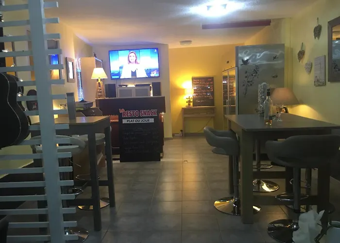 La Caravane Le Nid Douillet Parque de Campismo *