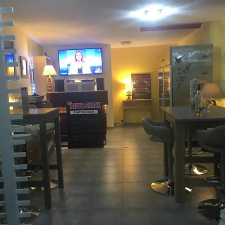 La Caravane Le Nid Douillet Camping *